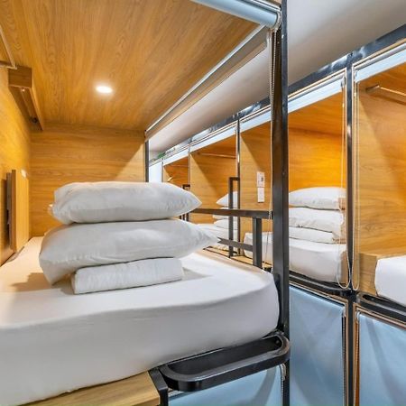 הו צ'י מין סיטי Amango Hostel מראה חיצוני תמונה
